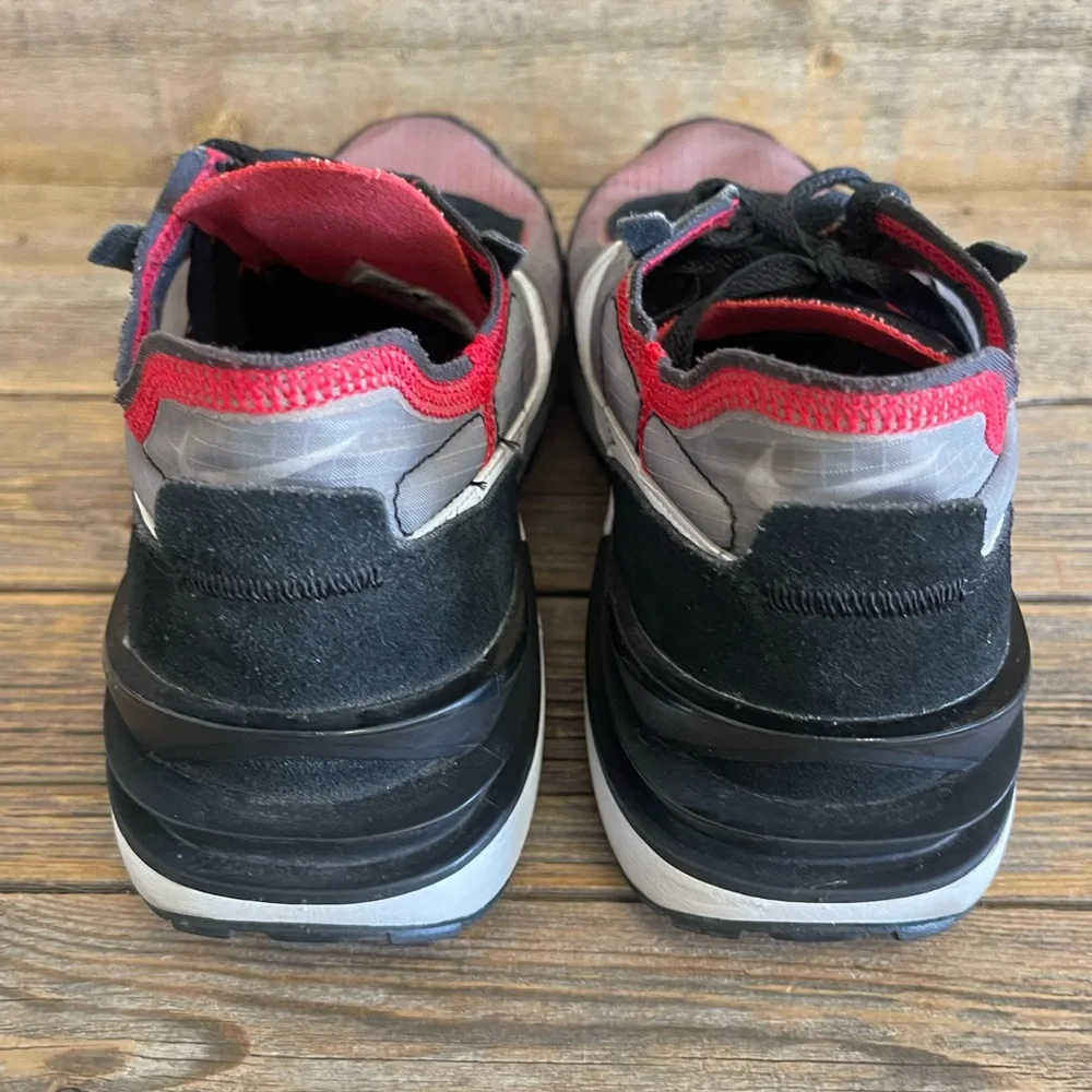 Nike Waffle One SE Bred Men’s Size 10 Sneakers Athletic Shoes Sports Walking